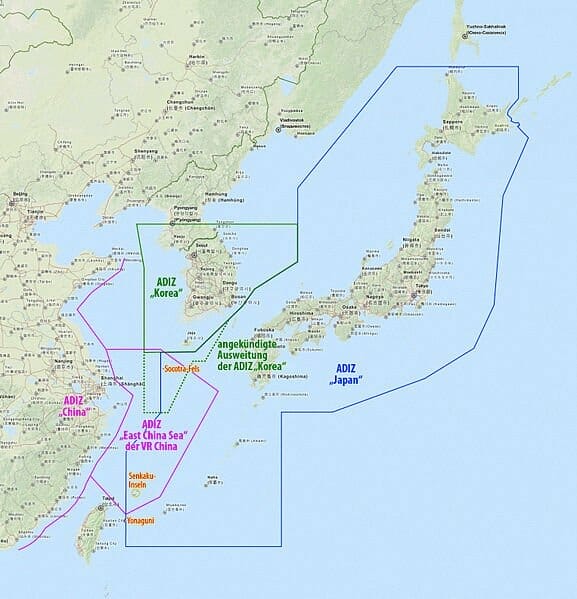 Air Defense Identification Zone of Japan (blue) and China (pink)