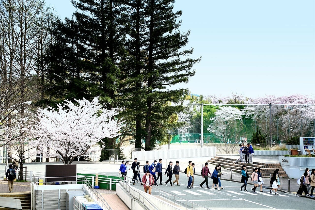 OU-students <span style="color: #999999;"> Student life at Osaka University</span>